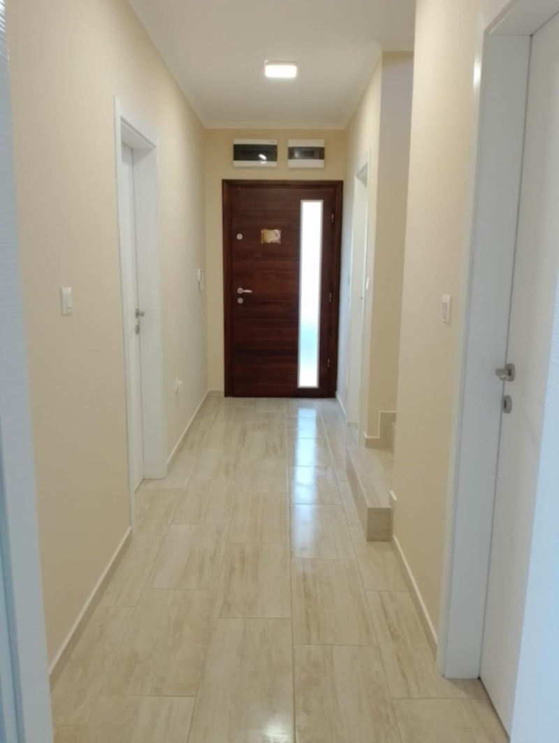 Till salu  Hus Varna , m-t Mentesjeto , 180 kvm | 24544543 - bild [4]