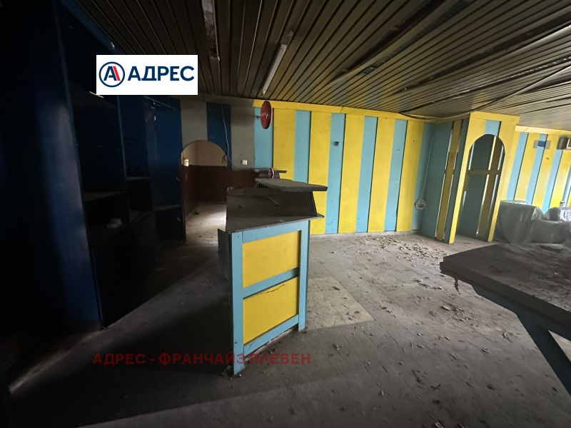 Продава МАГАЗИН, гр. Плевен, Сторгозия, снимка 2 - Магазини - 52600446