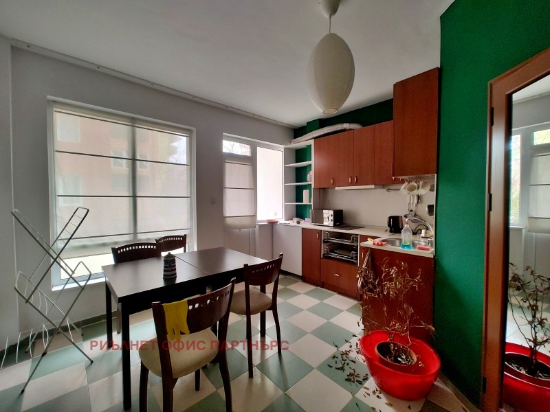 Продава ХОТЕЛ, гр. Сандански, област Благоевград, снимка 2 - Хотели - 53208442