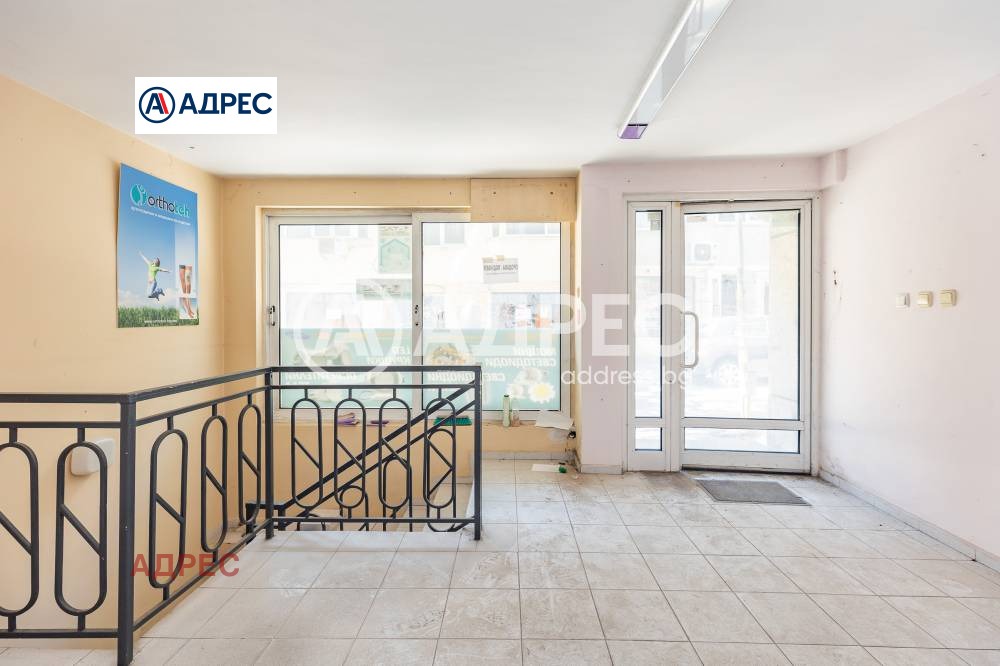 Продава МАГАЗИН, гр. Варна, Окръжна болница-Генерали, снимка 2 - Магазини - 53902337