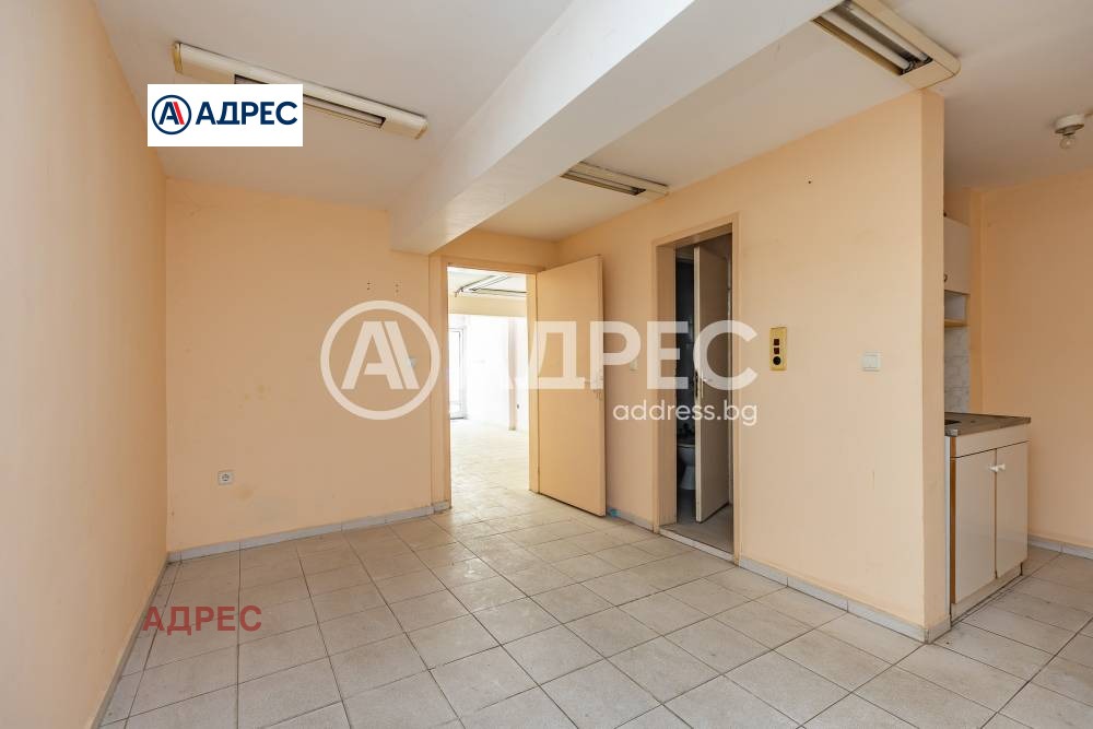 Продава МАГАЗИН, гр. Варна, Окръжна болница-Генерали, снимка 3 - Магазини - 53902337