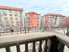 2 camere da letto Tsentar, Sofia 15