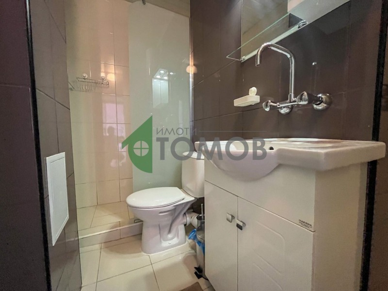Продава  2-стаен град Шумен , Боян Българанов 1 , 64 кв.м | 84036019 - изображение [9]