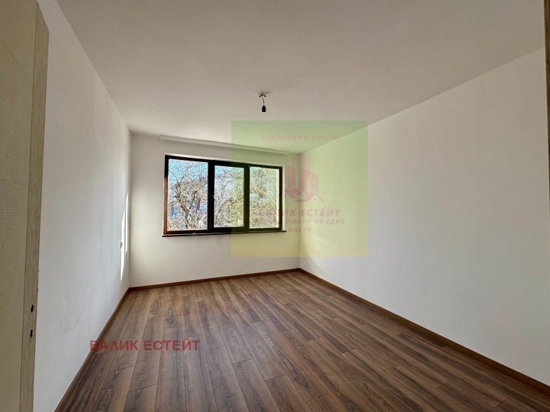 Продава 2-СТАЕН, гр. Добрич, Христо Ботев, снимка 2 - Апартаменти - 52757751