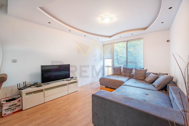 Продава  3-стаен, град Варна, Левски 1 •  242 000 EUR • ID 39351975 — holmes.bg - [1] 