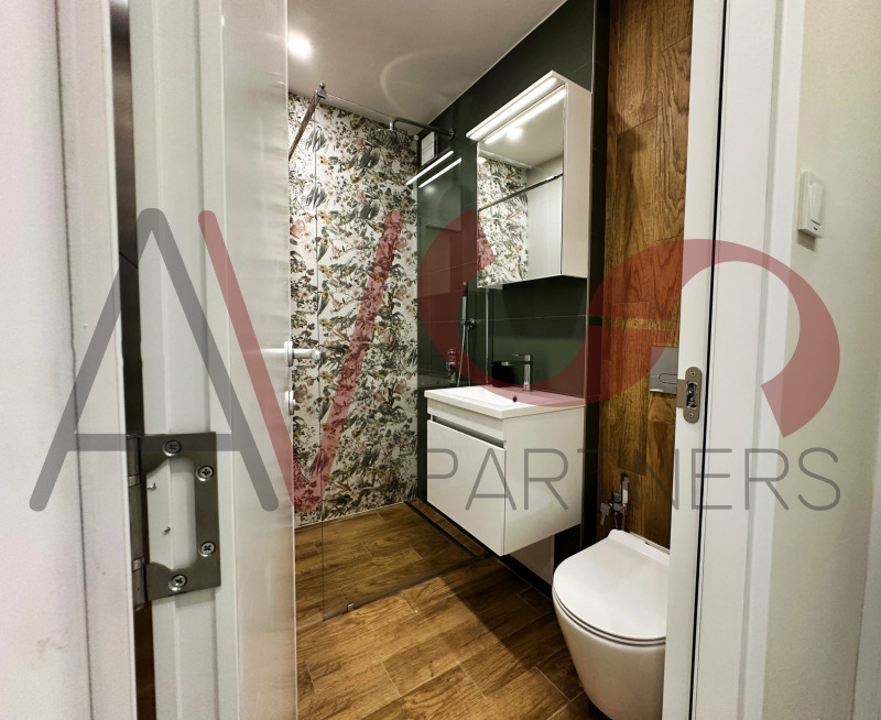 Продава  3-стаен град София , Редута , 105 кв.м | 15402025 - изображение [7]
