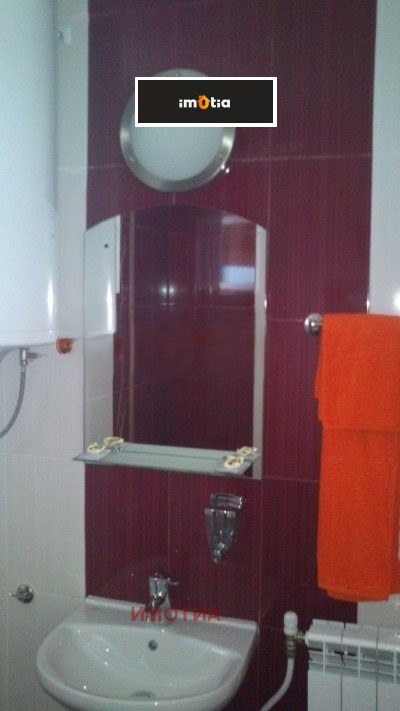 Продава КЪЩА, гр. Априлци, област Ловеч, снимка 2 - Къщи - 52661780