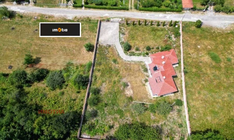 Продава КЪЩА, гр. Априлци, област Ловеч, снимка 11 - Къщи - 52661780