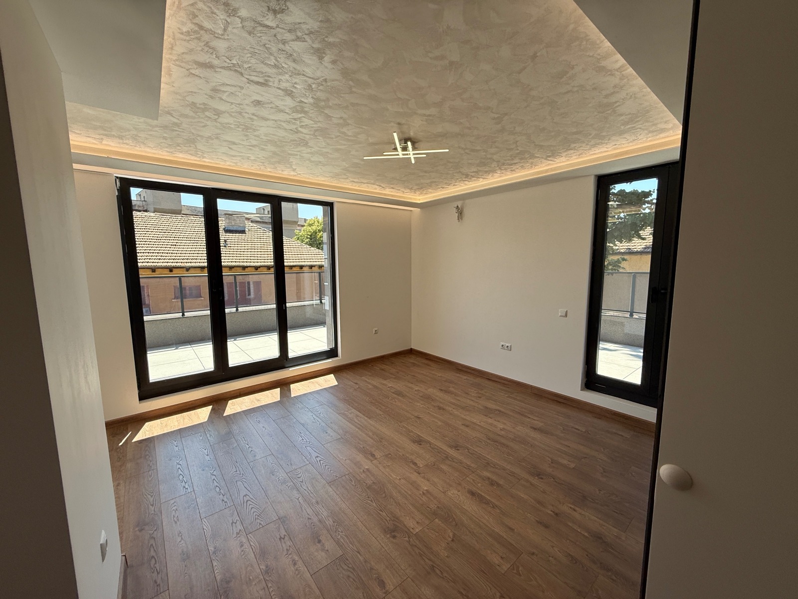 Продава 2-СТАЕН, гр. Перник, Център, снимка 5 - Апартаменти - 52504006