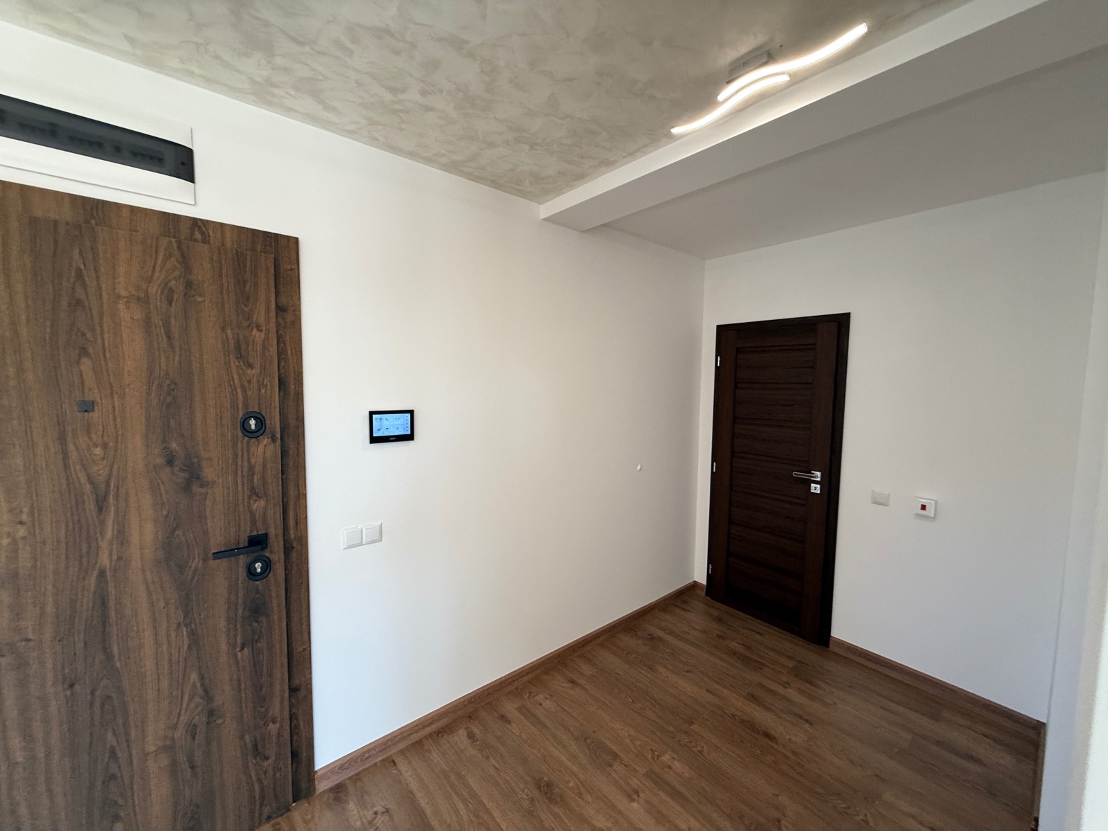 Продава 2-СТАЕН, гр. Перник, Център, снимка 4 - Апартаменти - 52504006