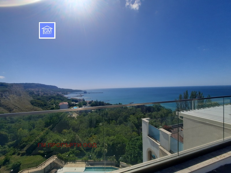 Продава МНОГОСТАЕН в област Добрич, гр. Балчик - 264 кв.м / 295 500 € » 577 947.77 лв., ГМ ПРОПЪРТИ ООД