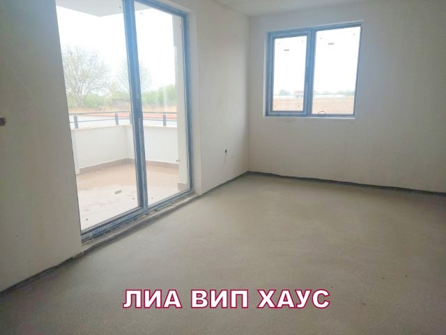 Продава  3-стаен град Пазарджик , Устрем , 117 кв.м | 67422593 - изображение [7]