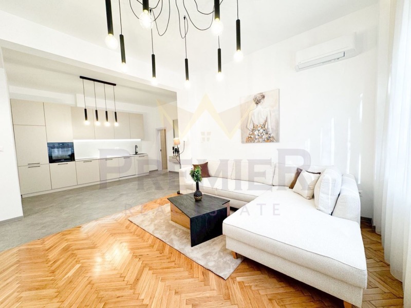 Продава 3-СТАЕН, гр. София, Център