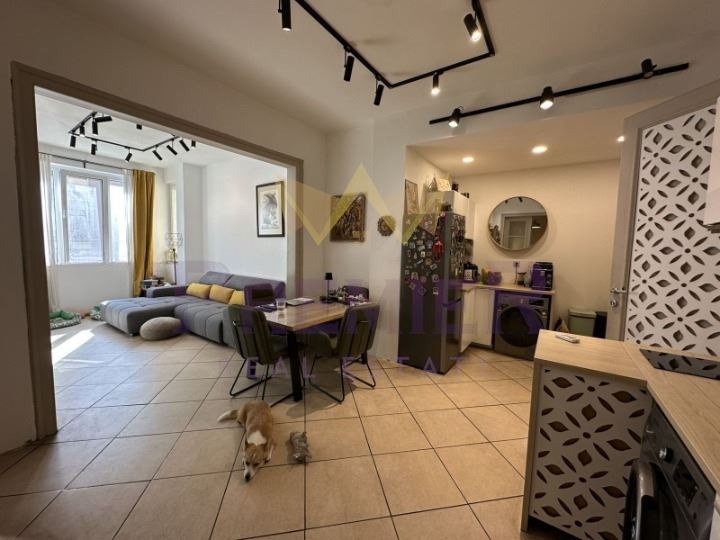 Продава 4-СТАЕН, гр. София, Център, снимка 6 - Апартаменти - 53041694