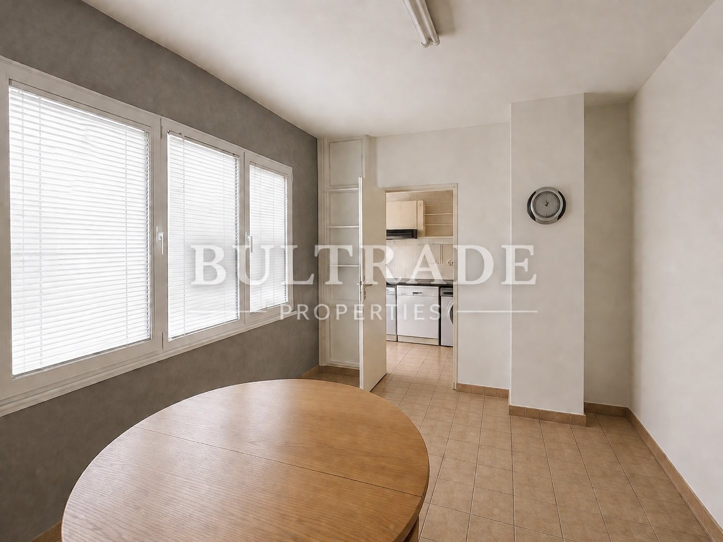 Продава 3-СТАЕН, гр. София, Стрелбище, снимка 2 - Апартаменти - 55007849