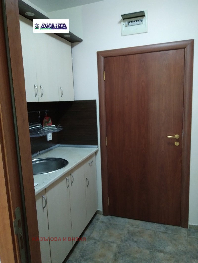 Myytävänä  Studio Varna , k.k. Zlatni pjasatsi , 45 neliömetriä | 74040778 - kuva [3]
