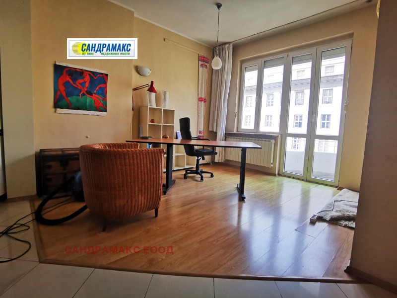 Продава 2-СТАЕН, гр. София, Център, снимка 3 - Апартаменти - 53244414