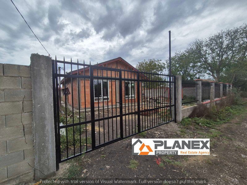 Продава  Къща, област Варна, с. Баново •  175 000 EUR • ID 36948154 — holmes.bg - [1] 