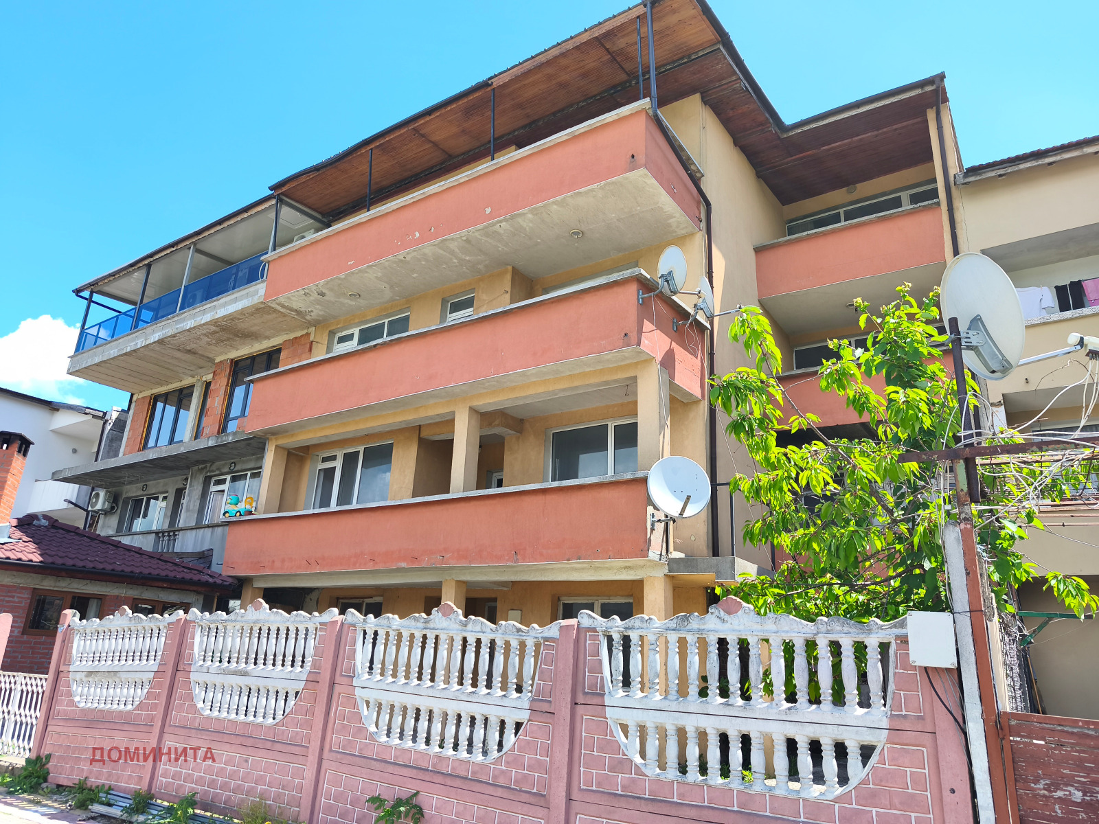 Продава КЪЩА, гр. Приморско, област Бургас