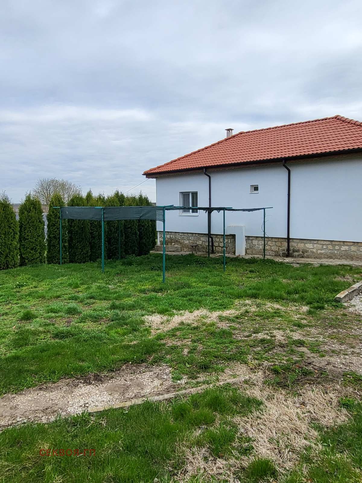 Продава КЪЩА, с. Орлова могила, област Добрич