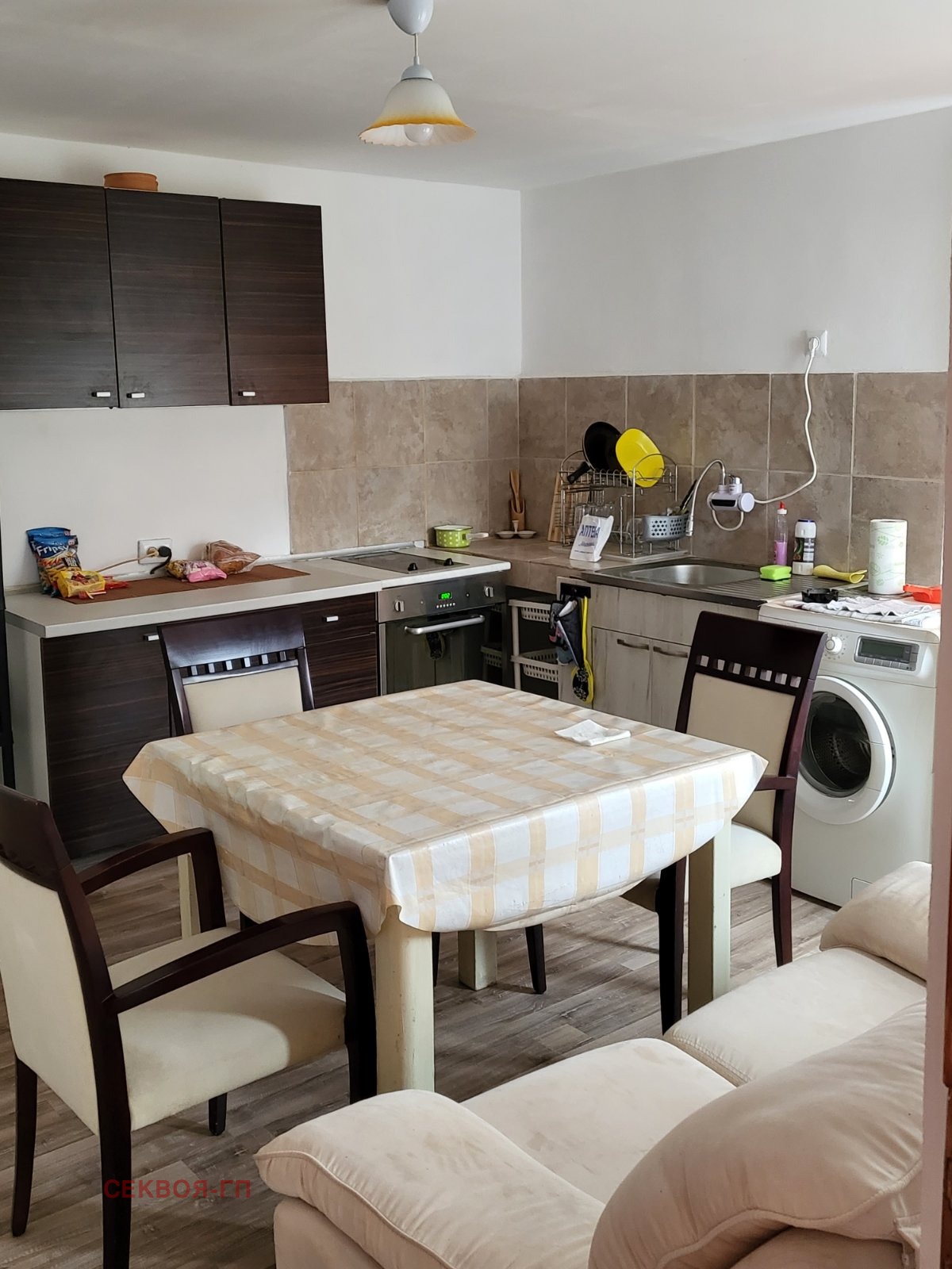 Продава КЪЩА, с. Орлова могила, област Добрич, снимка 12 - Къщи - 55184235