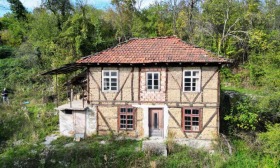 Maison Apriltsi, région Lovetch 10