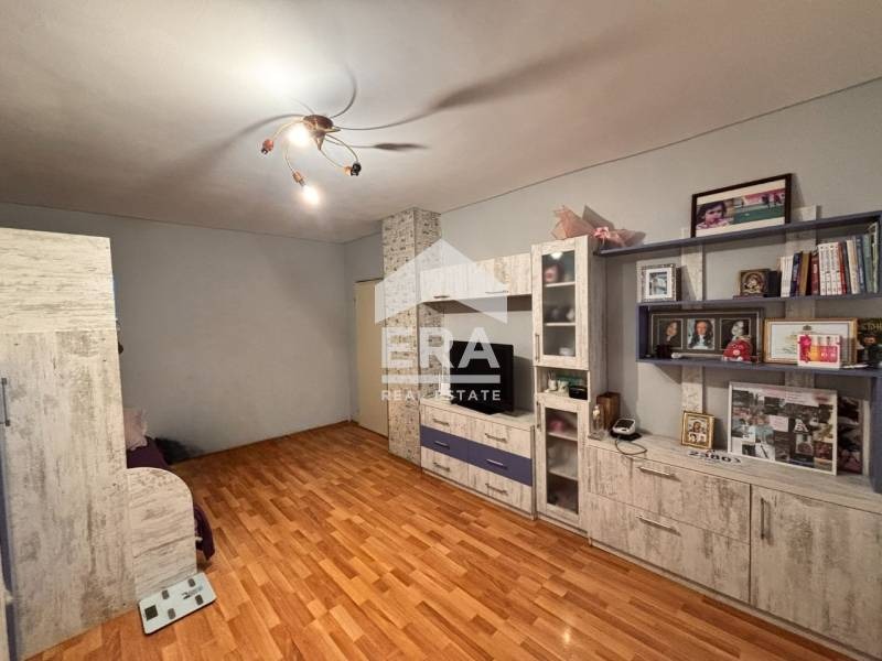 Продава 3-СТАЕН, гр. Русе, Възраждане, снимка 2 - Апартаменти - 53710978