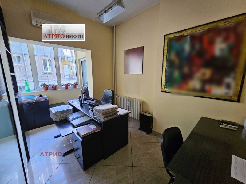 Продава 4-СТАЕН, гр. София, Център, снимка 10 - Апартаменти - 52276193