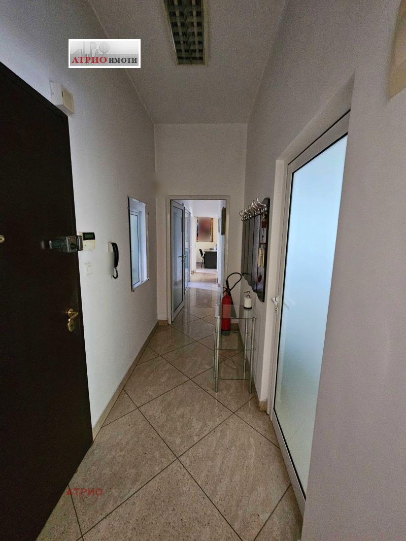 Продава 4-СТАЕН, гр. София, Център, снимка 3 - Апартаменти - 52276193