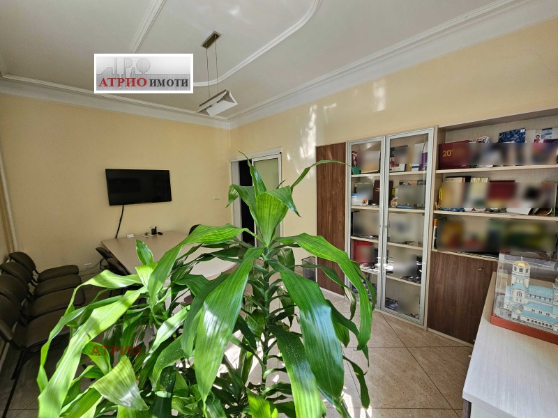 Продава 4-СТАЕН, гр. София, Център, снимка 2 - Апартаменти - 52276193