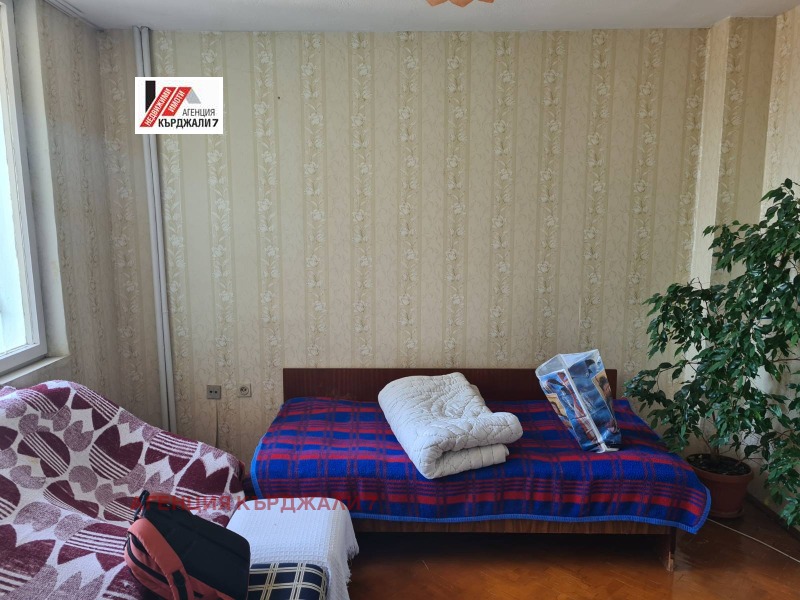 Продава 4-СТАЕН, гр. Кърджали, Център, снимка 9 - Апартаменти - 52371703