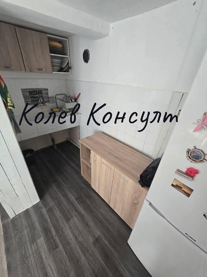 Продава ЕТАЖ ОТ КЪЩА, гр. Димитровград, област Хасково, снимка 8 - Етаж от къща - 52628244