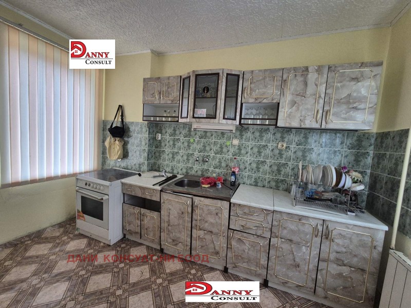 Продава КЪЩА, гр. Павликени, област Велико Търново, снимка 6 - Къщи - 52985664