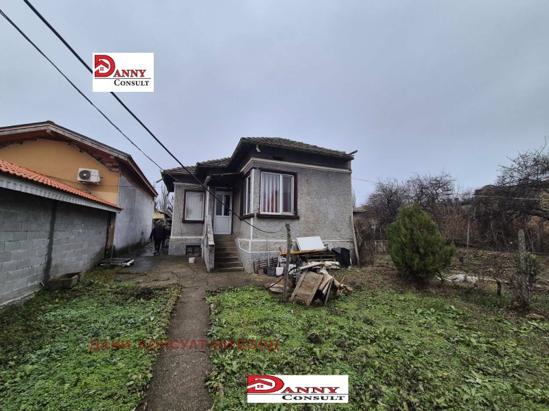 Продава КЪЩА, гр. Павликени, област Велико Търново, снимка 2 - Къщи - 52985664