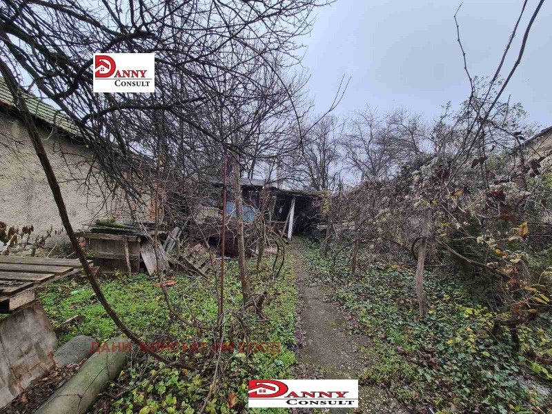 Продава КЪЩА, гр. Павликени, област Велико Търново, снимка 3 - Къщи - 52985664