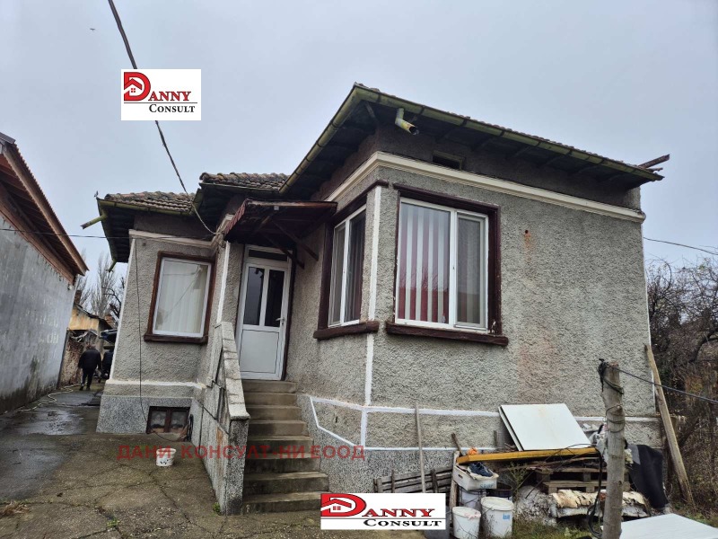 Продава КЪЩА, гр. Павликени, област Велико Търново