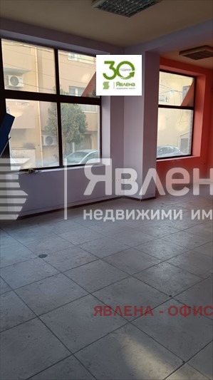 Продава МАГАЗИН, гр. Варна, Погреби, снимка 2 - Магазини - 49443834