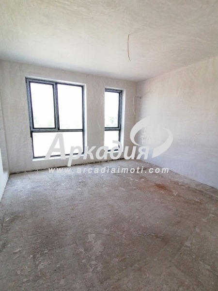 For Sale  1 bedroom Plovdiv , Hristo Smirnenski , 68 sq.m | 54036470 - image [2]