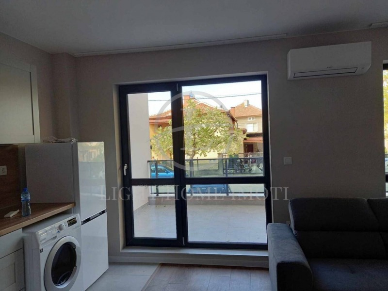 Продава  2-стаен град Пловдив , Прослав , 77 кв.м | 96548335 - изображение [2]