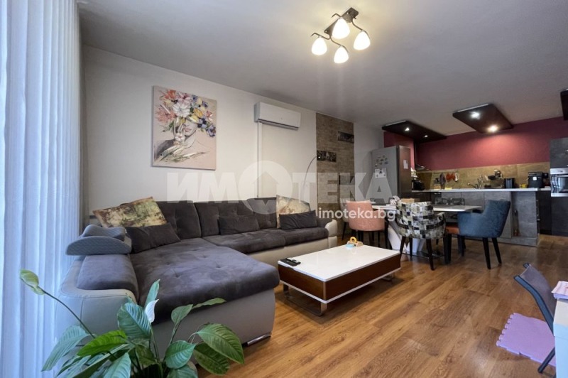 Продава  3-стаен град Пловдив , Кършияка , 128 кв.м | 76962437