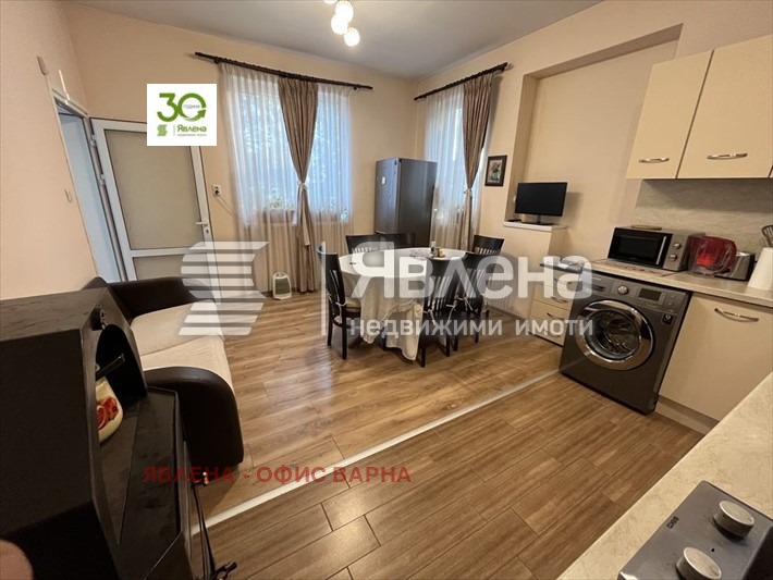 Продава КЪЩА, с. Дъбравино, област Варна, снимка 7 - Къщи - 47135291