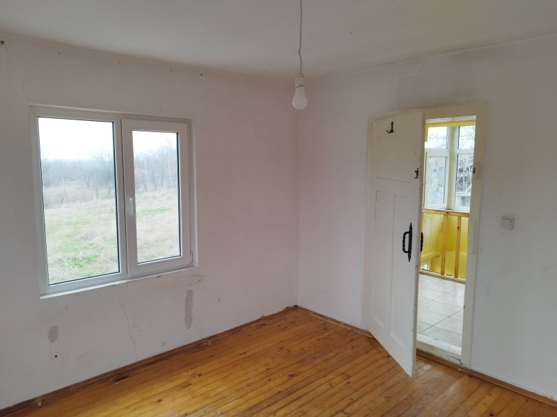 Продава КЪЩА, с. Жребино, област Ямбол, снимка 6 - Къщи - 53005479