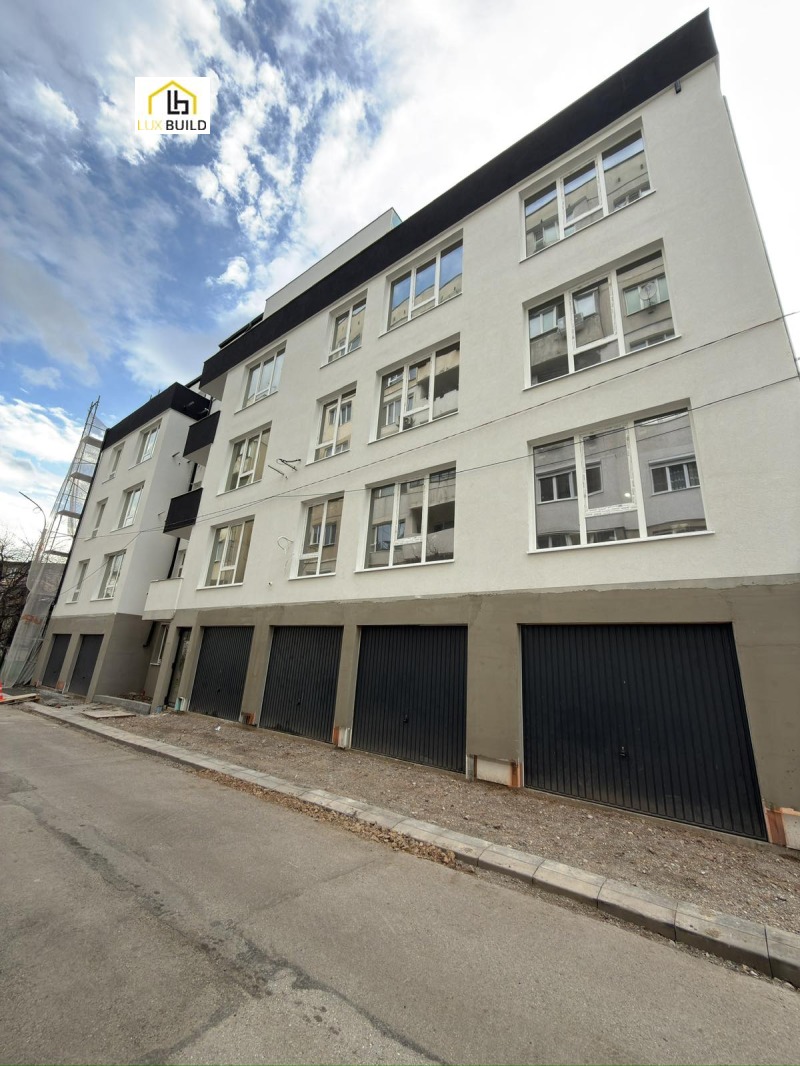 Продава ГАРАЖ, ПАРКОМЯСТО, гр. София, Надежда 4