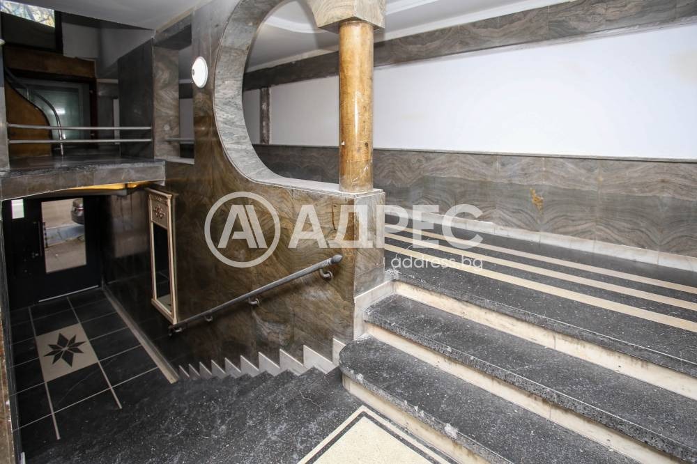 Продава 3-СТАЕН, гр. София, Център