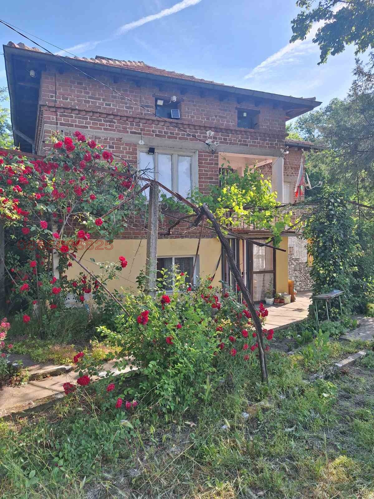 Продава КЪЩА, с. Виноградец, област Пазарджик
