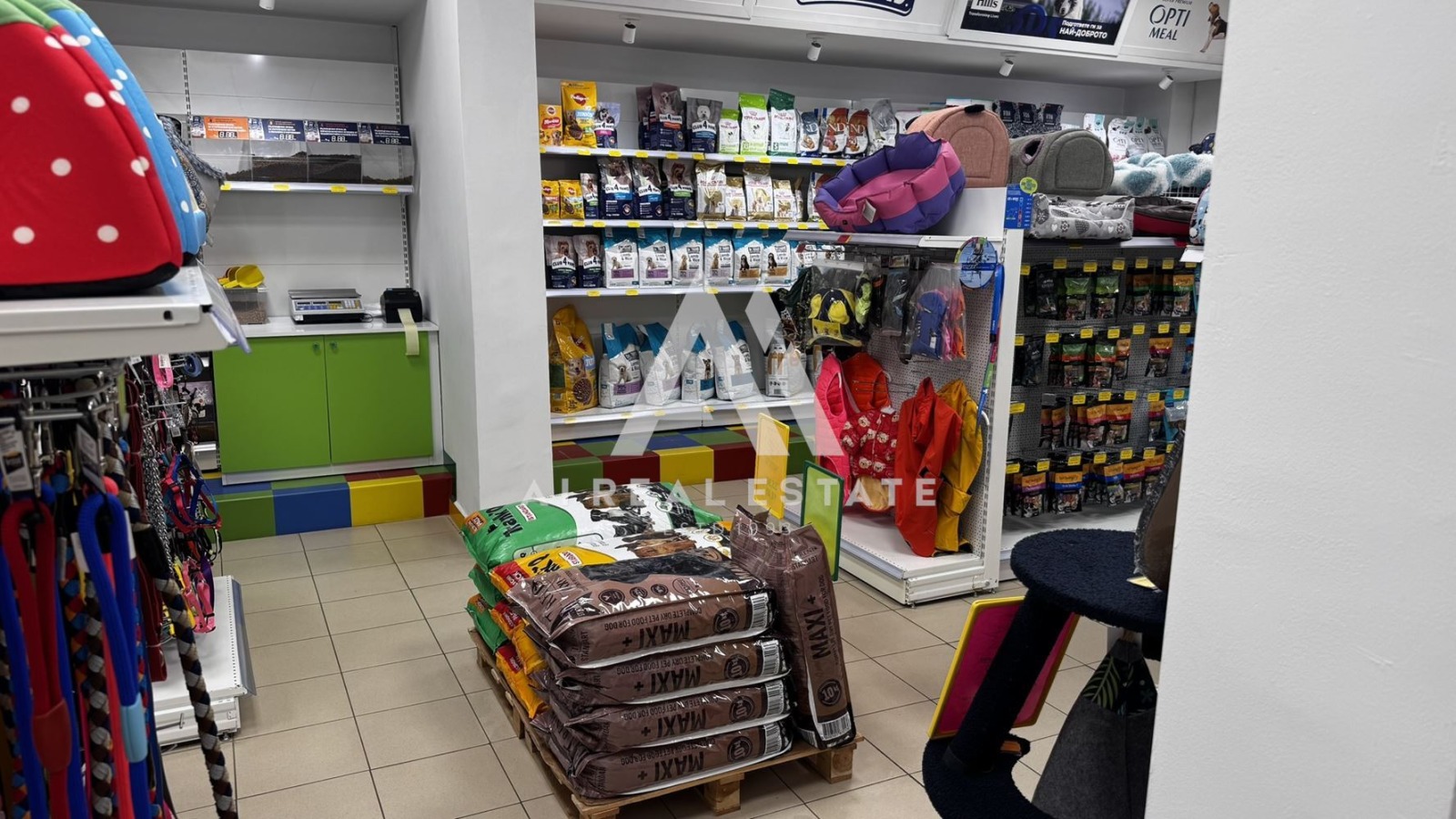 Продава МАГАЗИН, гр. Плевен, Широк център, снимка 5 - Магазини - 53857122