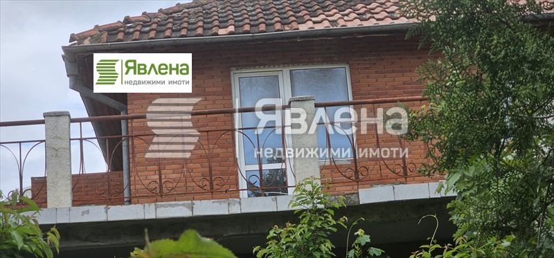 Продава КЪЩА, с. Оброчище, област Добрич