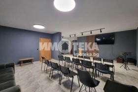 Канцеларија Овча купел 1, Софија 13