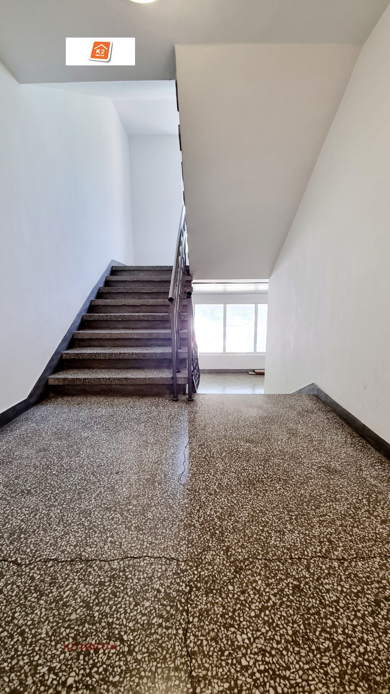 Zu verkaufen  3+ Schlafzimmer Sofia , Studentski grad , 189 qm | 13591227 - Bild [14]