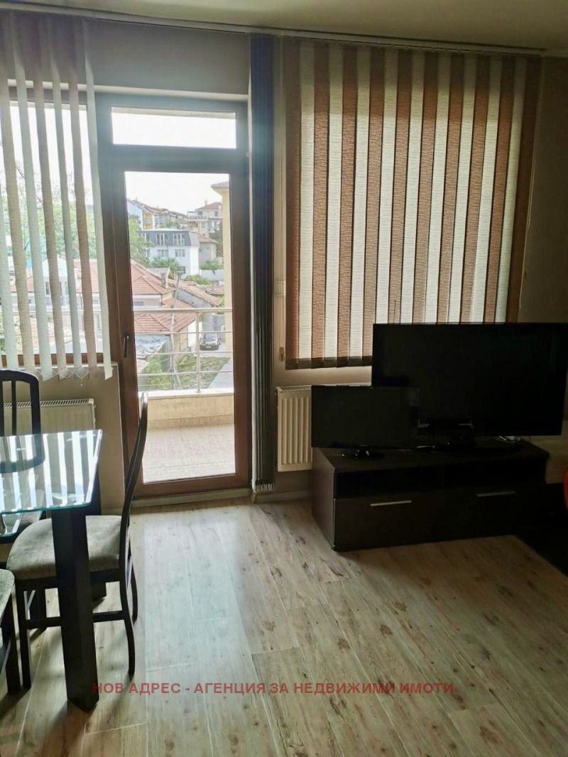 Продава  2-стаен град Търговище , Вароша , 72 кв.м | 53966478 - изображение [3]